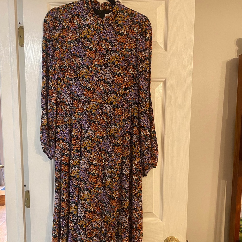 NWOT Floral maxi dress
